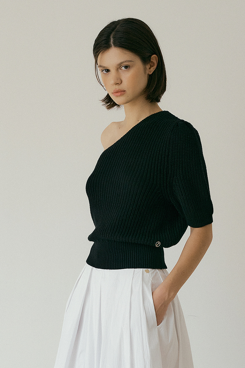 [당일 발송]Summer cotton One off shoulder knit (black)