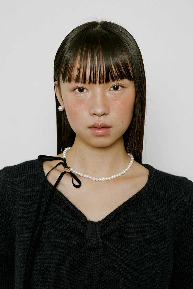 Ribbon Tail Pearl Necklace (Mat velvet)