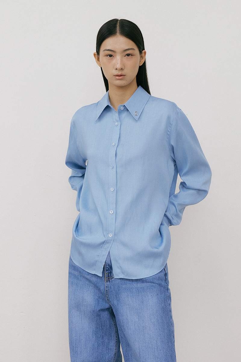 Soft ornamental shirt (sky blue)